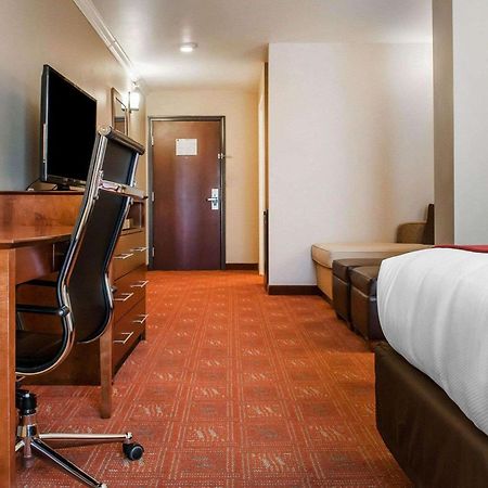 Comfort Suites Farmington Zewnętrze zdjęcie
