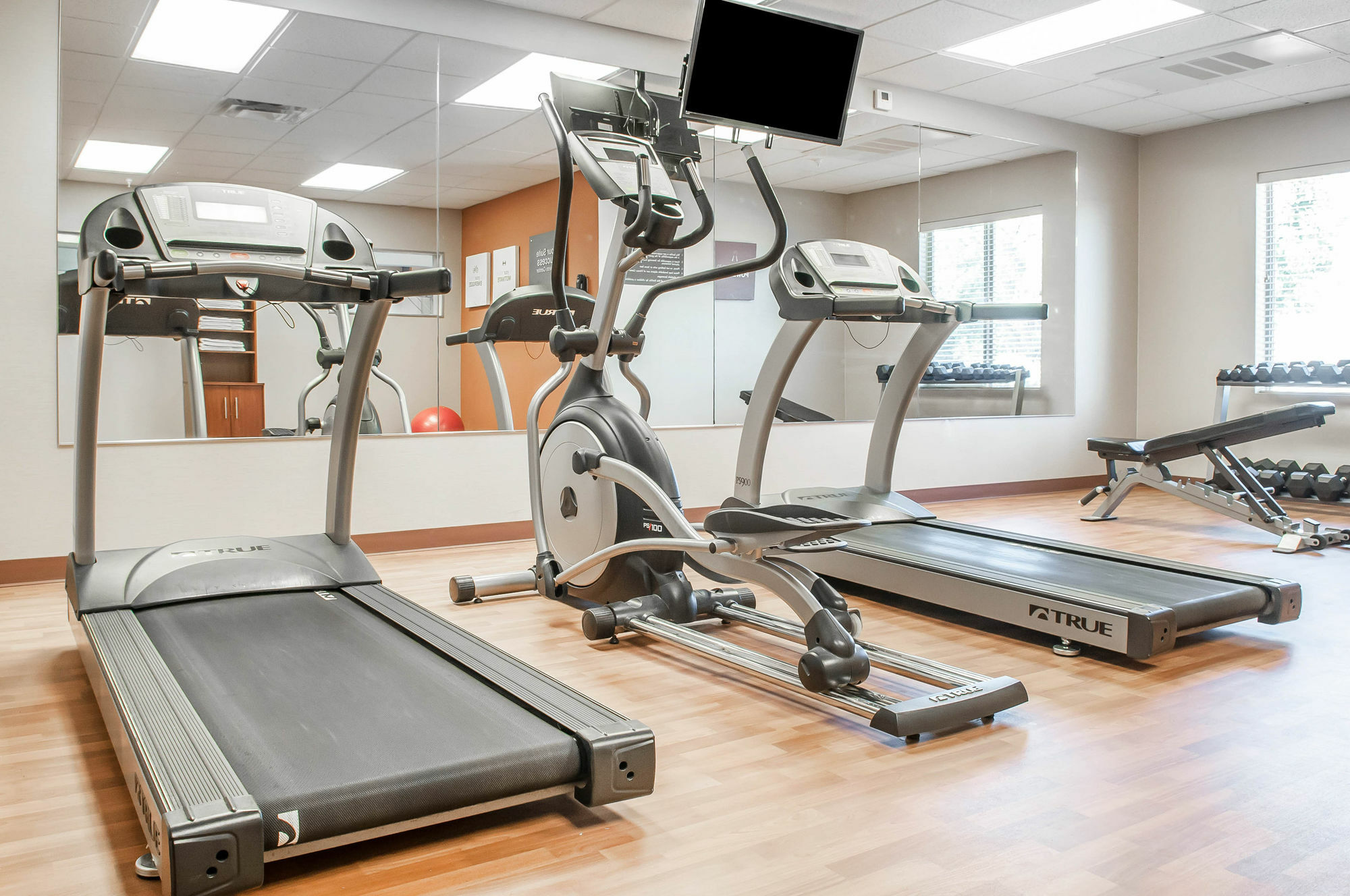 Comfort Suites Farmington Zewnętrze zdjęcie